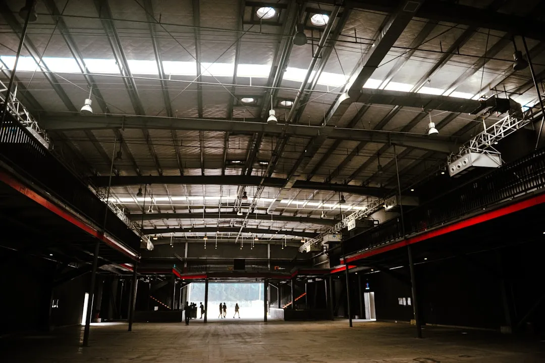 化工厂危险区域照明选型：LED防爆灯与LED工矿灯的防护等级解析正文配图 2